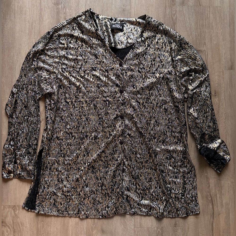 Elegant Black and Gold Blouse